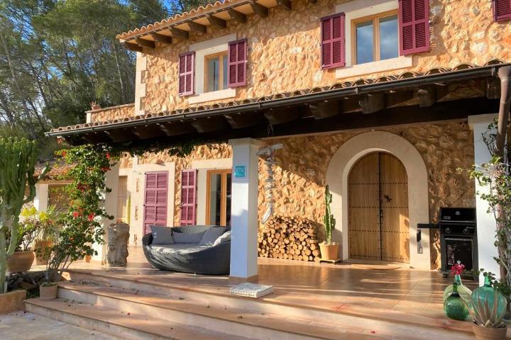 Finca Mit Traumblick Und Ferienvermietlizenz Casa Balear Immobilien